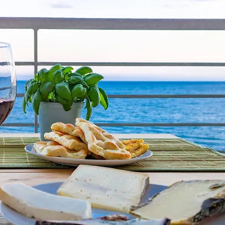 Daire Rivierarent La Vela Finale Ligure